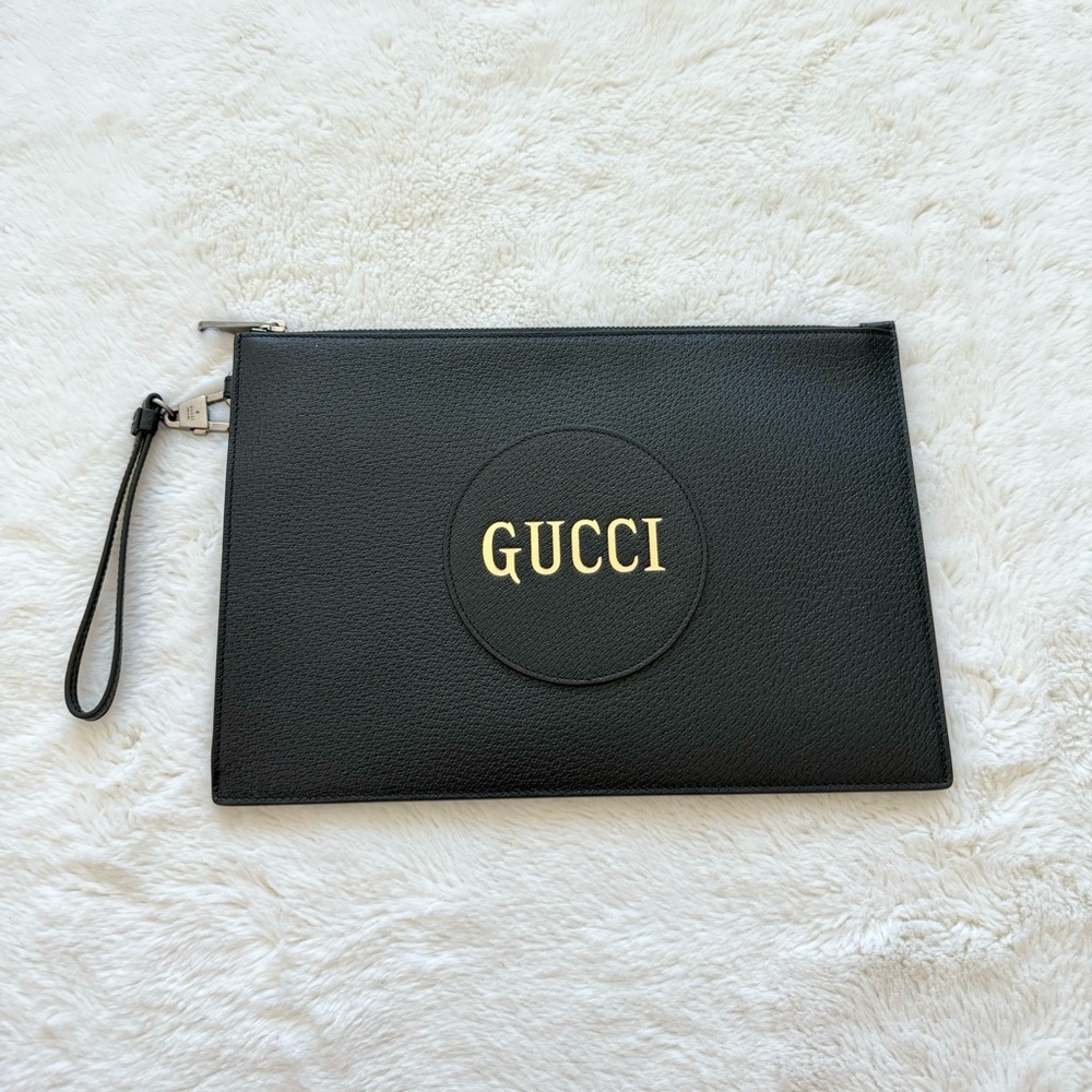 NWT!!! Gucci unisex black clutch Authentic Retail 895$